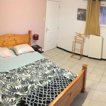 Comme A La Maison ! Chavanoz ภายนอก รูปภาพ